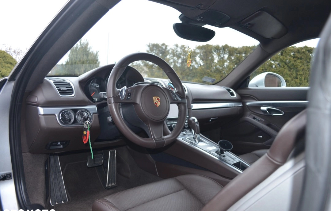 Porsche Cayman cena 219000 przebieg: 107000, rok produkcji 2013 z Jastrowie małe 466